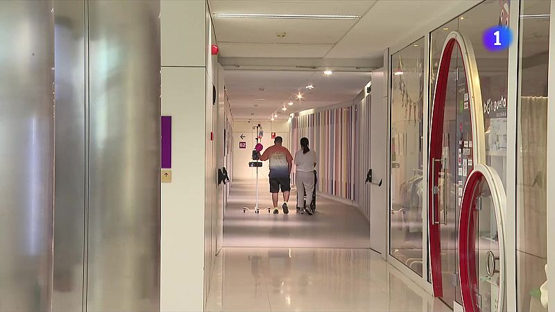 Nova unitat conjunta per a adolescents i joves adults que han patit càncer - L'Informatiu | Veure