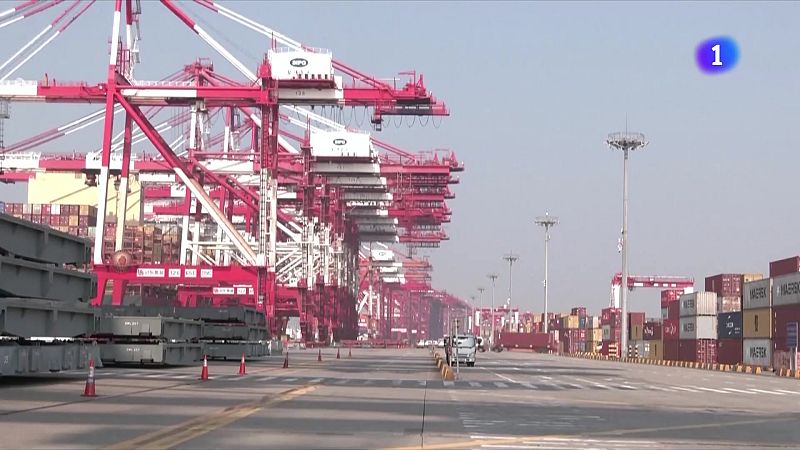 Els experts no esperen "un gran daltabaix" pels aranzels de Trump - L'Informatiu | Veure