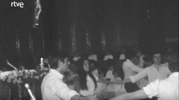 Miramar - Les Enramades per Corpus. 25è aplec sardanista de Catalunya, a Montserrat