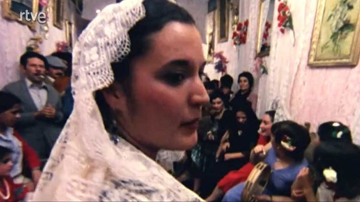 Raíces - Cruces de mayo de Alosno