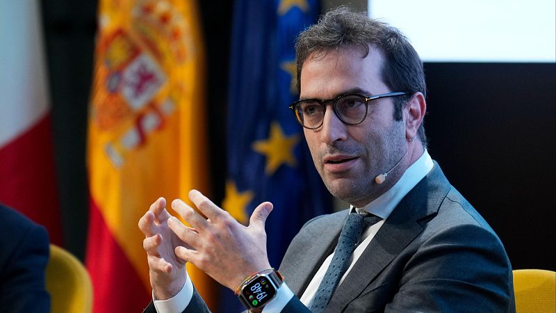 Cuerpo continúa sus reuniones con los grupos parlamentarios para abordar los aranceles de Trump