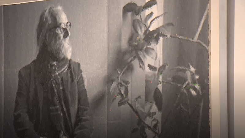 Carlos Muro presenta su nueva exposición: 'Pintor de grises'. | Ver