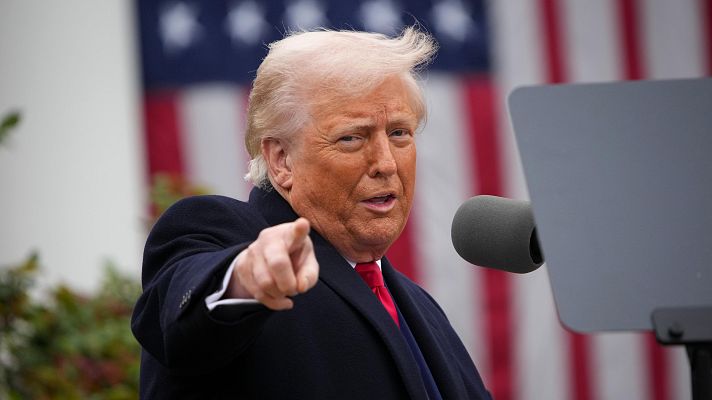 Telediario 1 - Los mensajes de Trump sobre aranceles, bajo lupa: "Los precios lo que van a hacer es subir, no bajar"