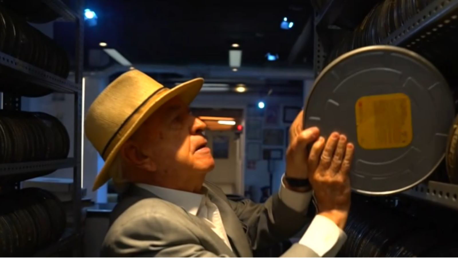 Demetrio Bilbatúa presenta el material que grabó durante su exilio | Ver