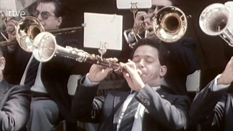 Els Montgrins, de la tenora al saxo - Temes de Catalunya - arxiu - Temes de Catalunya | Veure