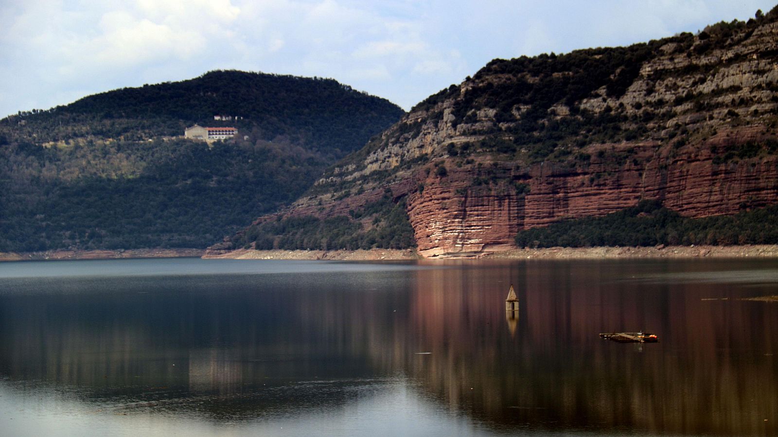 Fi de les restriccions per a 202 municipis de Barcelona i Girona - L'Informatiu | Veure