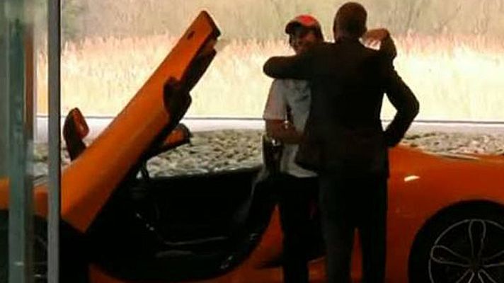 Telediario 1 - McLaren presenta a Sergio Pérez