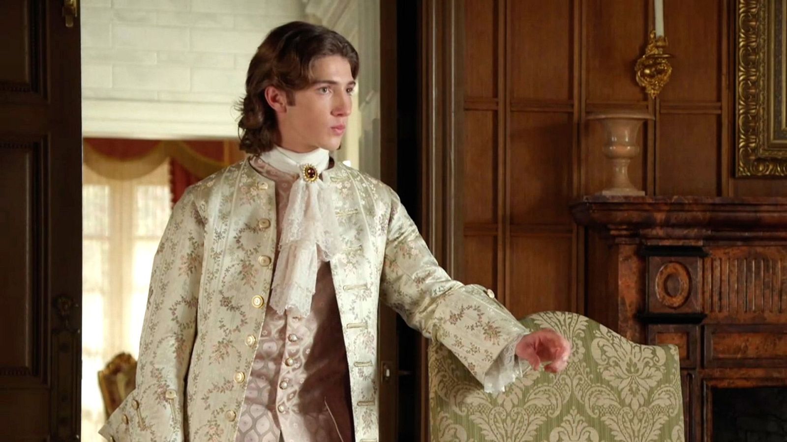 Valle Salvaje - Leonardo será el nuevo capataz de la finca - Valle Salvaje | Ver