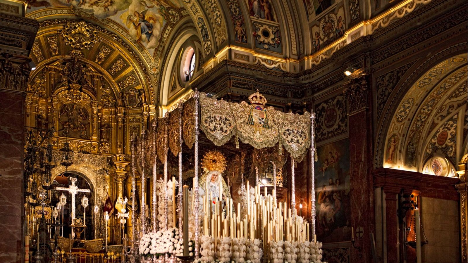 Un cántabro, protagonista de la Semana Santa de Sevilla | Ver