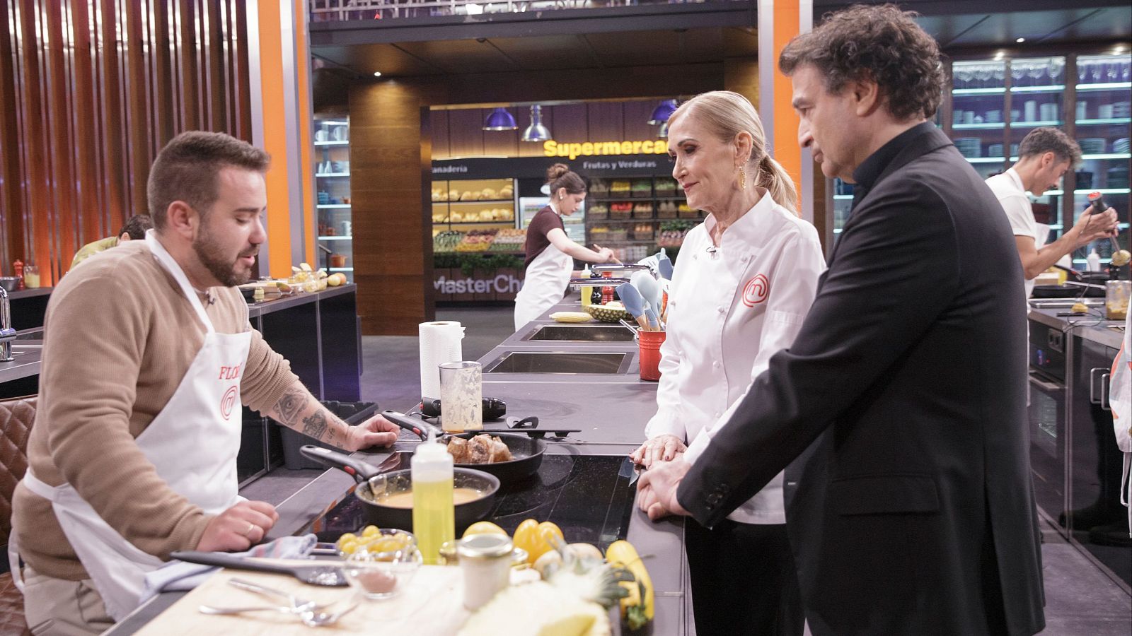 Flores abandona MasterChef por un problema de salud - MasterChef | Ver
