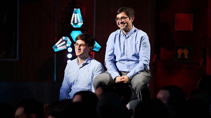 La Revuelta - Las Vallkirias y los banqueros senior y junior