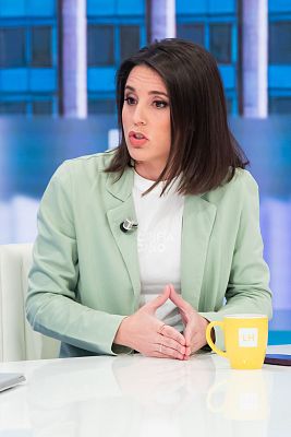 La hora de La 1 - Montero cree que PSOE y Sumar "deberían presentarse juntos" a las elecciones: "Son los que se parecen"