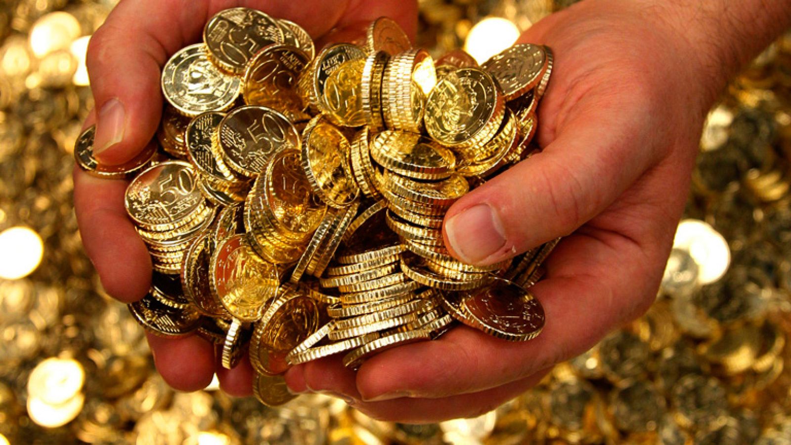 El Banco de España 'recomienda' a las entidades que limiten el interés de sus depósitos | Ver