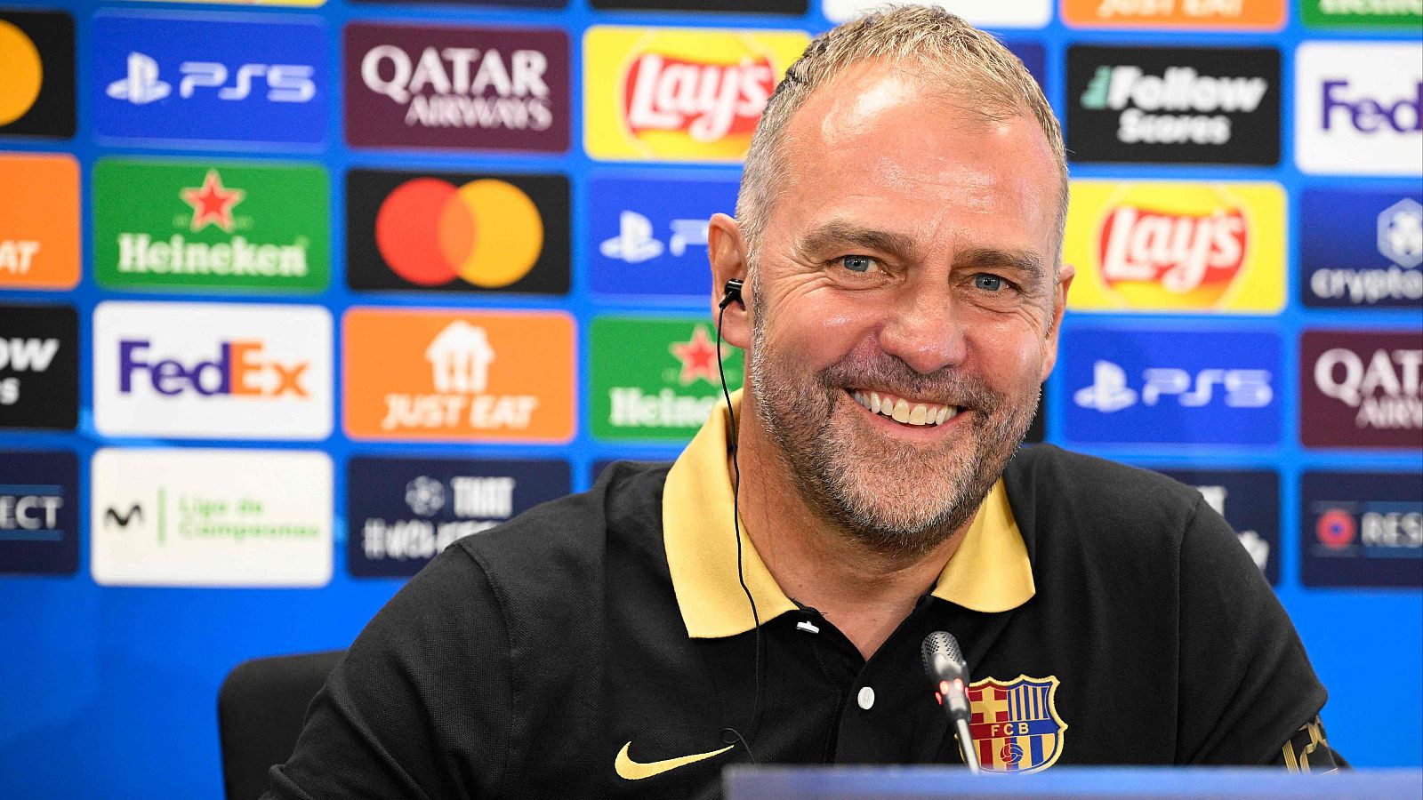 Flick: "Podemos soñar... Pero con los pies en el suelo" - Champions League | Ver