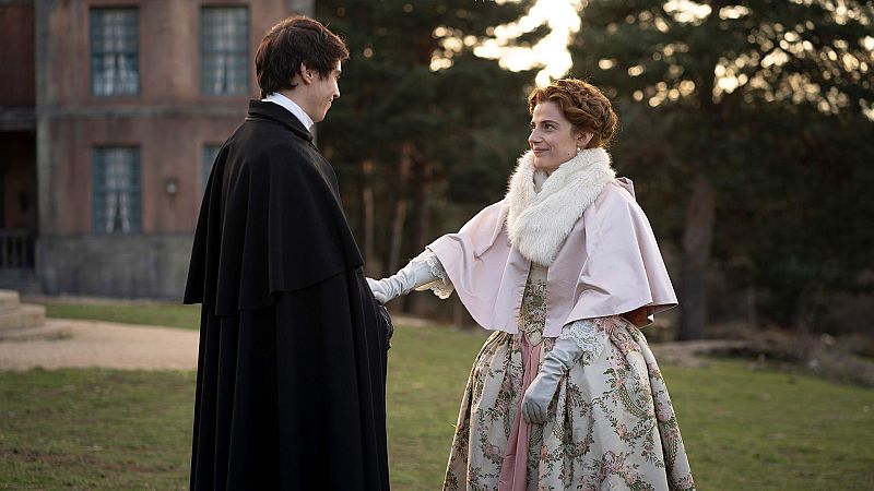 Valle Salvaje - El acercamiento de Julio y Adriana - Valle Salvaje | Ver