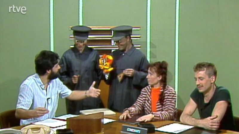 Els Comediants - Vostè pregunta - Arxiu TVE Catalunya - Vostè pregunta | Veure