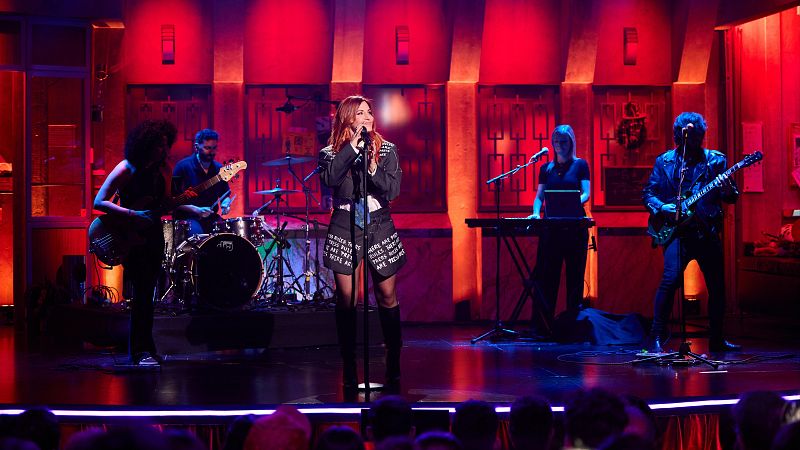 La Revuelta | Leire Martínez canta en primicia "Mi nombre"