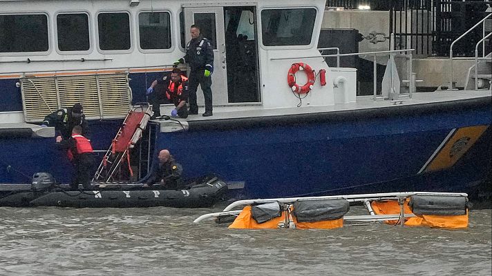 Informativo 24h - Mueren cinco turistas españoles en un accidente de helicóptero en Nueva York