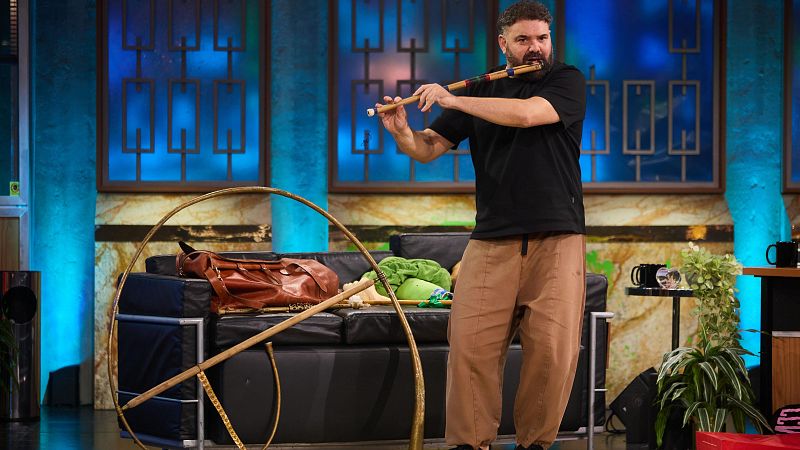 La Revuelta | Abraham Cupeiro, el gallego que puso la banda sonora a Gladiator II - La Revuelta | Ver