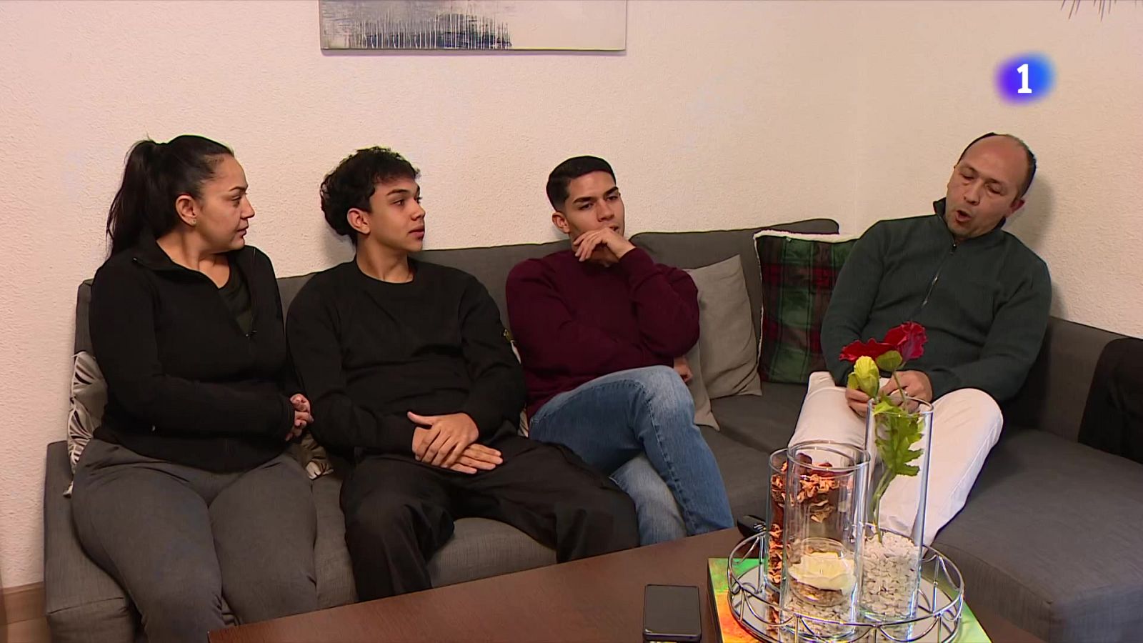 Hijos de los migrantes que llegaron en los 2000 | Ver