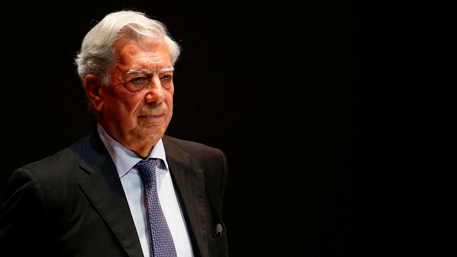 Muere Vargas Llosa, último representante del Boom latinoamericano - Telediario 1 | Ver