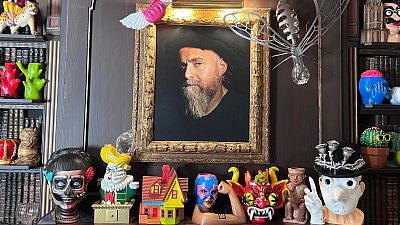 Un d�a con Jos� Pi�ero, creador de vajillas para los mejores chefs - Telediario Fin de Semana | Ver