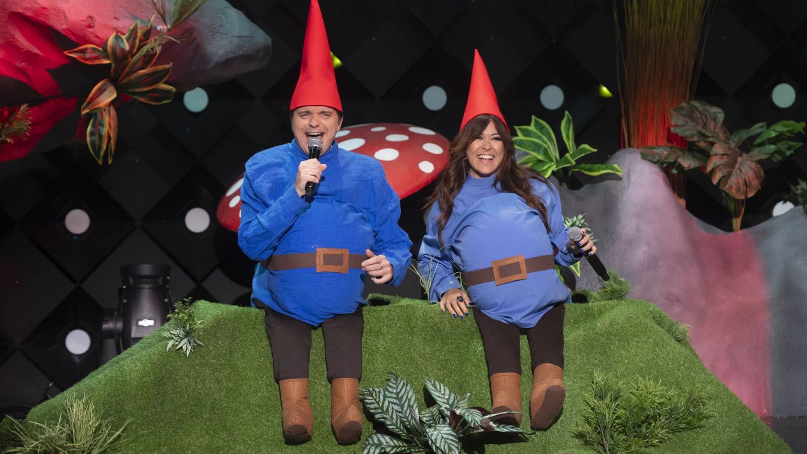 Late Xou con Marc Giró T3: Vanesa Martín, Omar Ayuso y Martin Urrutia - Ver ahora