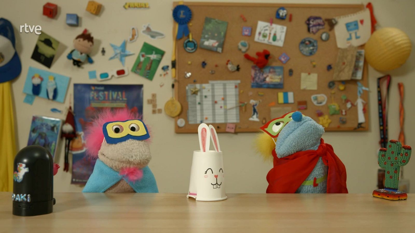 Conejos corredores - Agus & Lui: Churros y Crafts | Ver