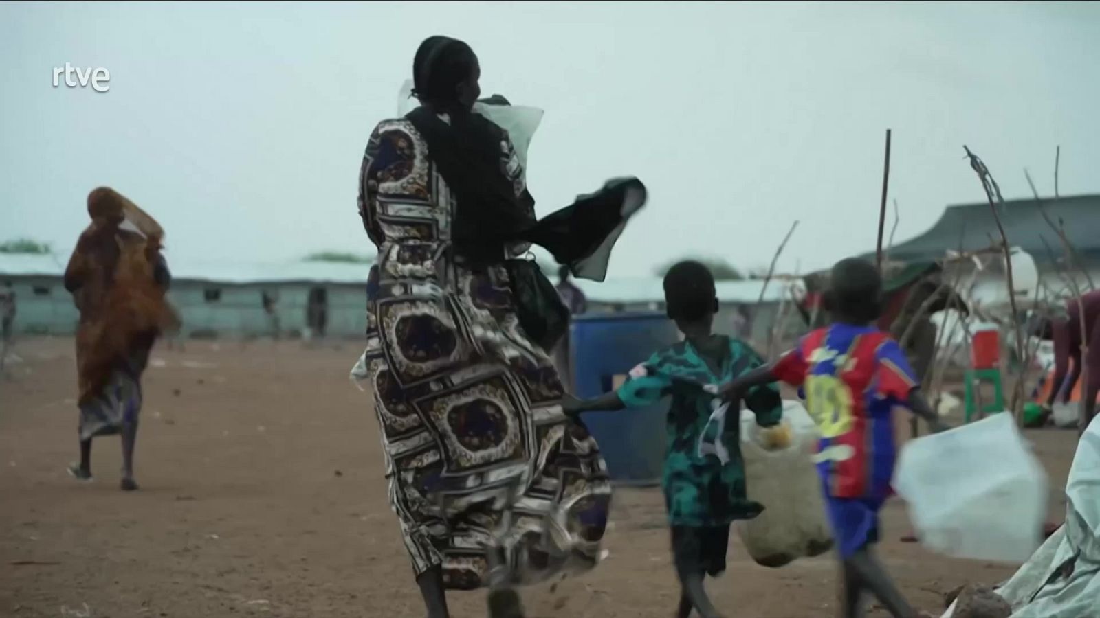 La guerra civil en Sudán golpea a mujeres y niñas - RTVE Igualdad | Ver