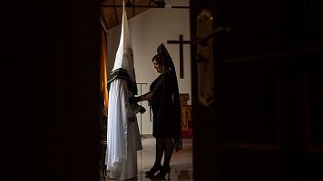 Cunto cuesta vestirse de nazareno?