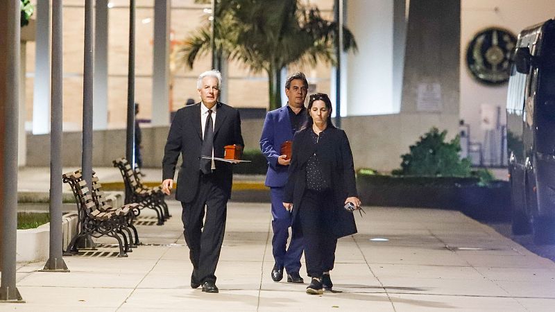 Perú despide al escritor Mario Vargas Llosa | Ver