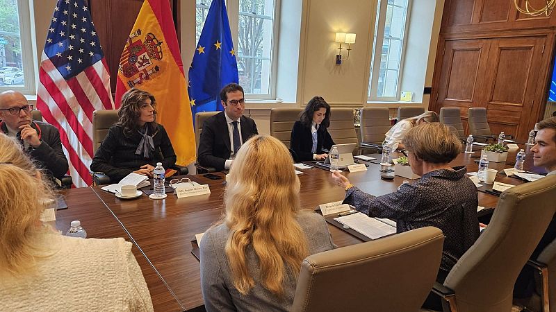 Telediario 2 en cuatro minutos - 15/04/25 – RTVE.es | Ver