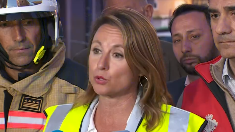 La alcaldesa de Castellón, sobre el incendio: "Se ha originado en un patio de luces" - La tarde en 24h | Ver