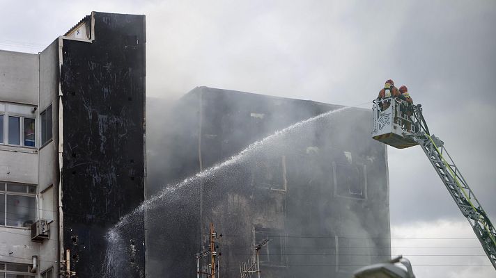 Telediario en lengua de signos - Telediario - 21 horas - 16/04/25 - Lengua de signos
