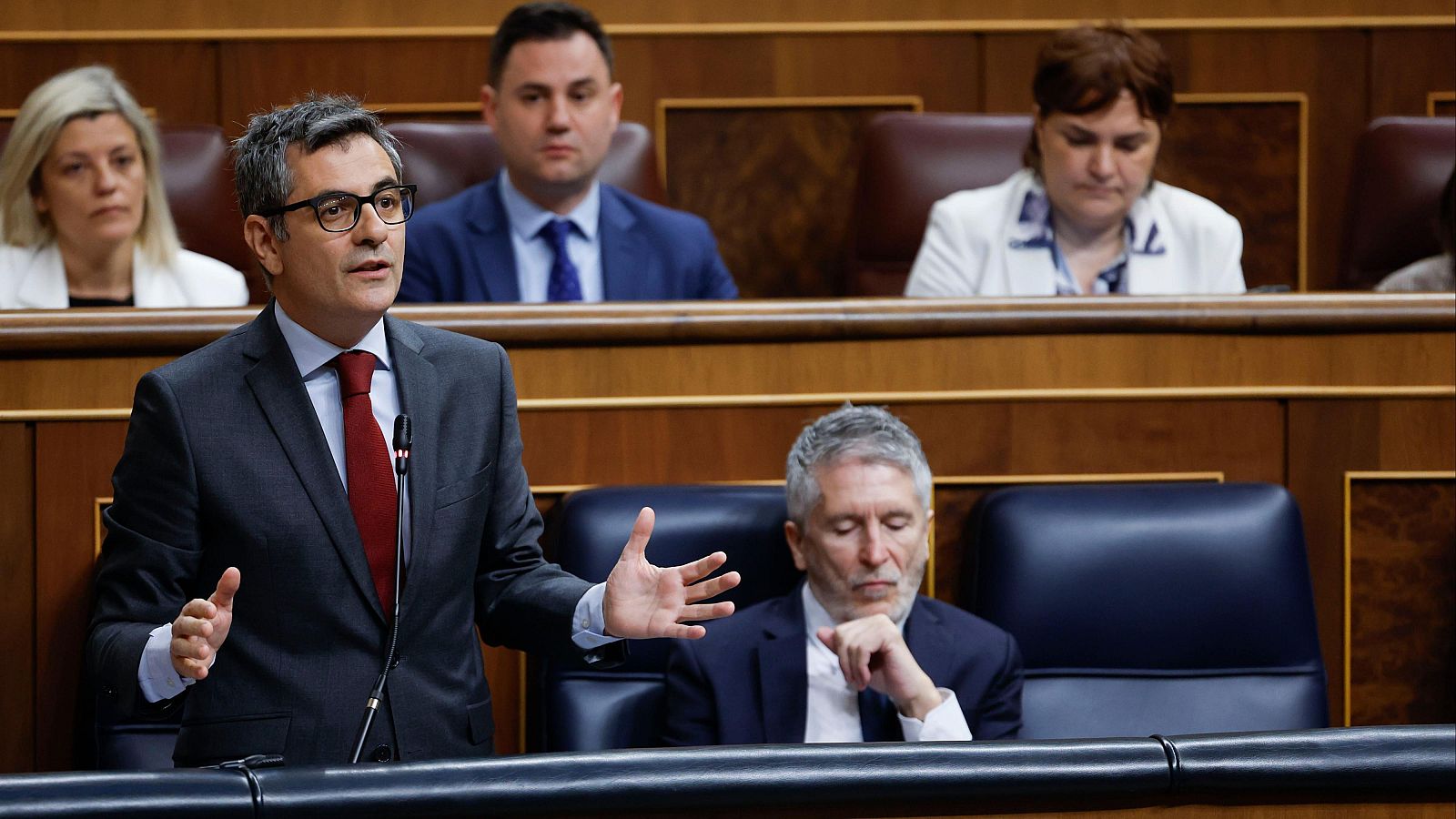 Bolaños niega haber contratado a la asesora de Begoña Gómez - Informativo 24h | Ver