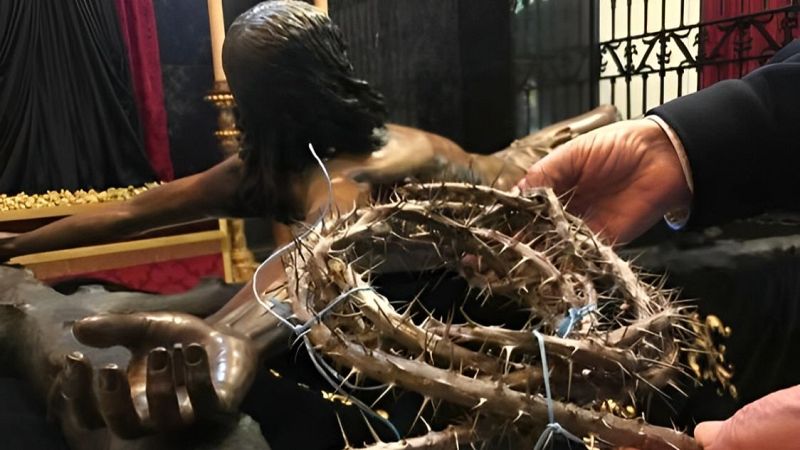 La corona de espinas del Cristo de Mena | Entrevista en 'La Hora de la 1' - La hora de La 1 | Ver