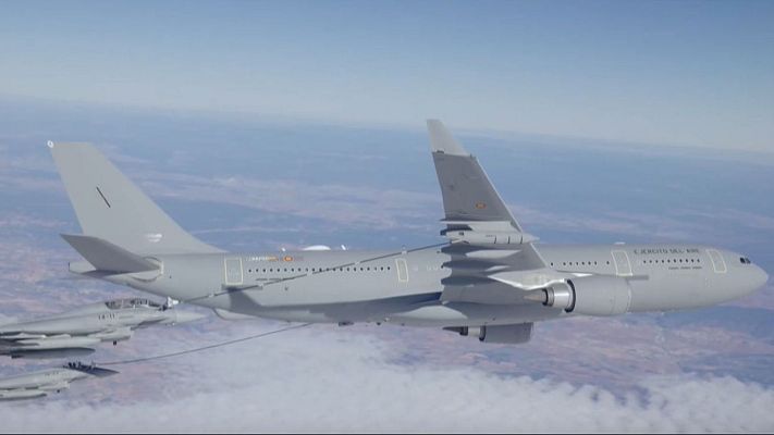 Telediario 1 - Así es el nuevo avión tanquero del Ejército español