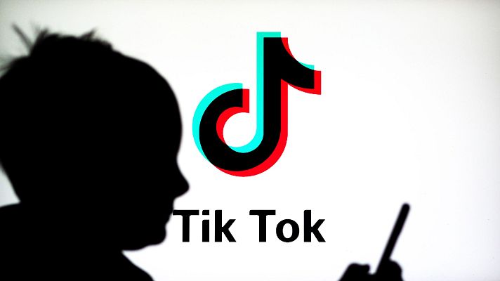 Telediario 1 - Los influencers chinos de TikTok ponen en jaque el valor de las marcas