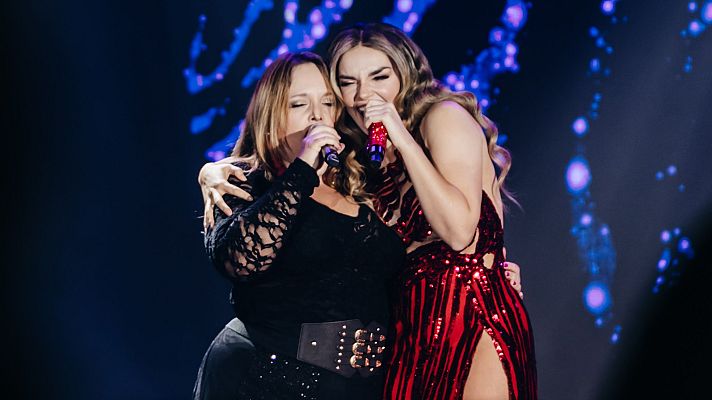 Eurovisión - Melody canta "Vuelve conmigo" con Anabel