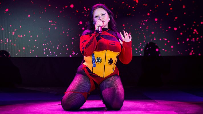 Eurovisión - Miriana Conte (Malta) canta "SERVING"