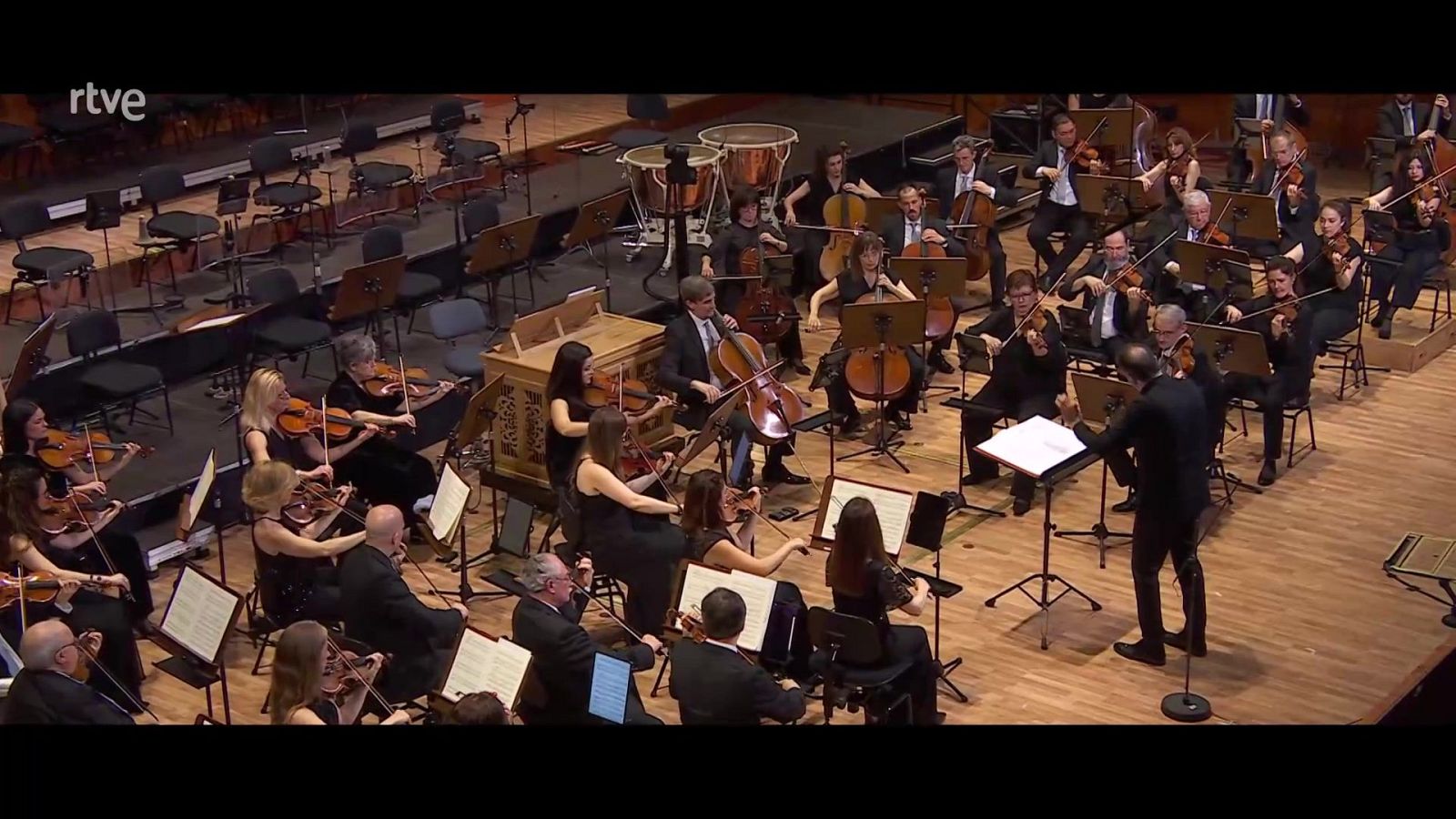 Los conciertos de la 2 - Temporada de abono 2024-2025 Orquesta Sinfónica y Coro RTVE. Concierto B-18 - ver ahora