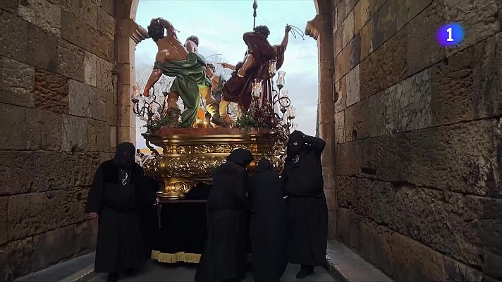 L'Informatiu - Fervor religiós a les processons de Setmana Santa