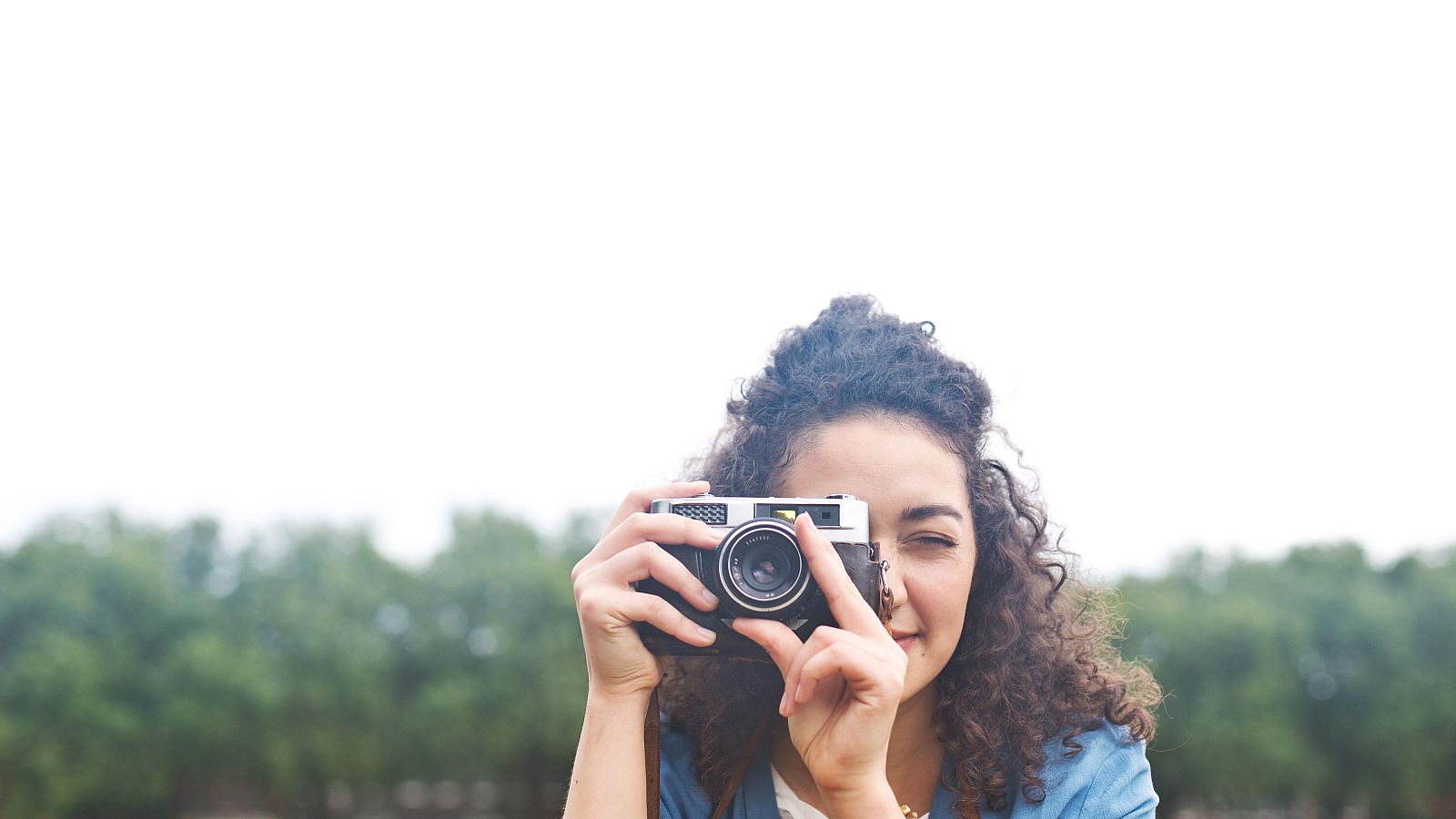 ¿Dónde están las mujeres en las fotos? | Ver
