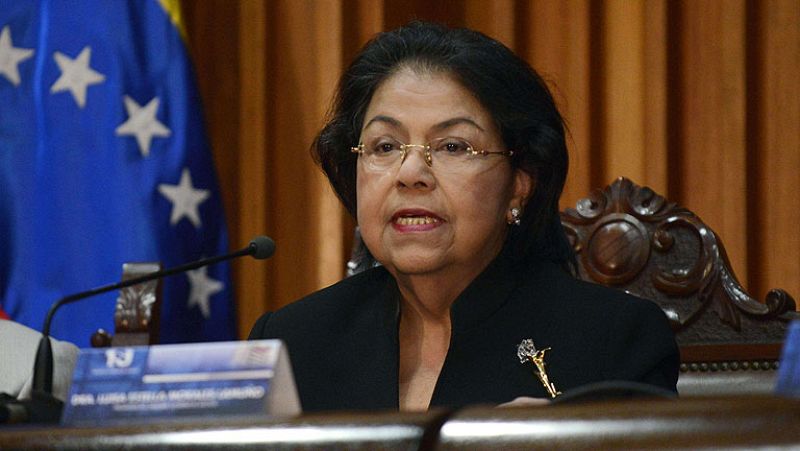 El Supremo indicó que no es necesario que Chávez asuma el cargo por ser reelecto - Informativo 24h | Ver