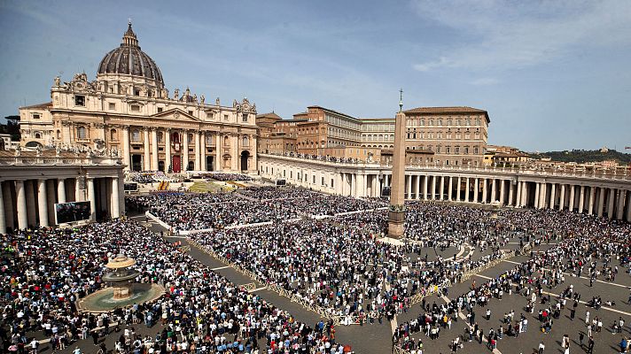 Telediario 2 - Los abusos en la Iglesia, el papel de la mujer... Los retos del nuevo papa