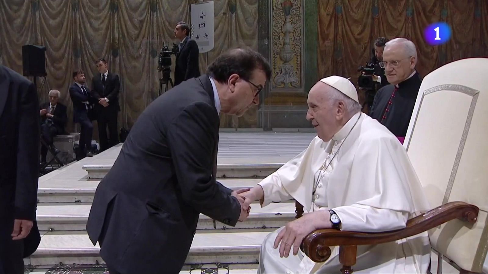 Javier Cercas, un ateu molt proper al Papa | Veure