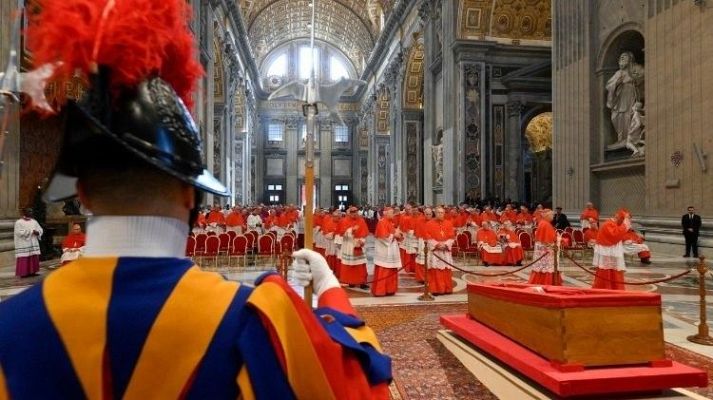 Telediario en lengua de signos - Telediario - 15 horas - 23/04/25 - Lengua de signos