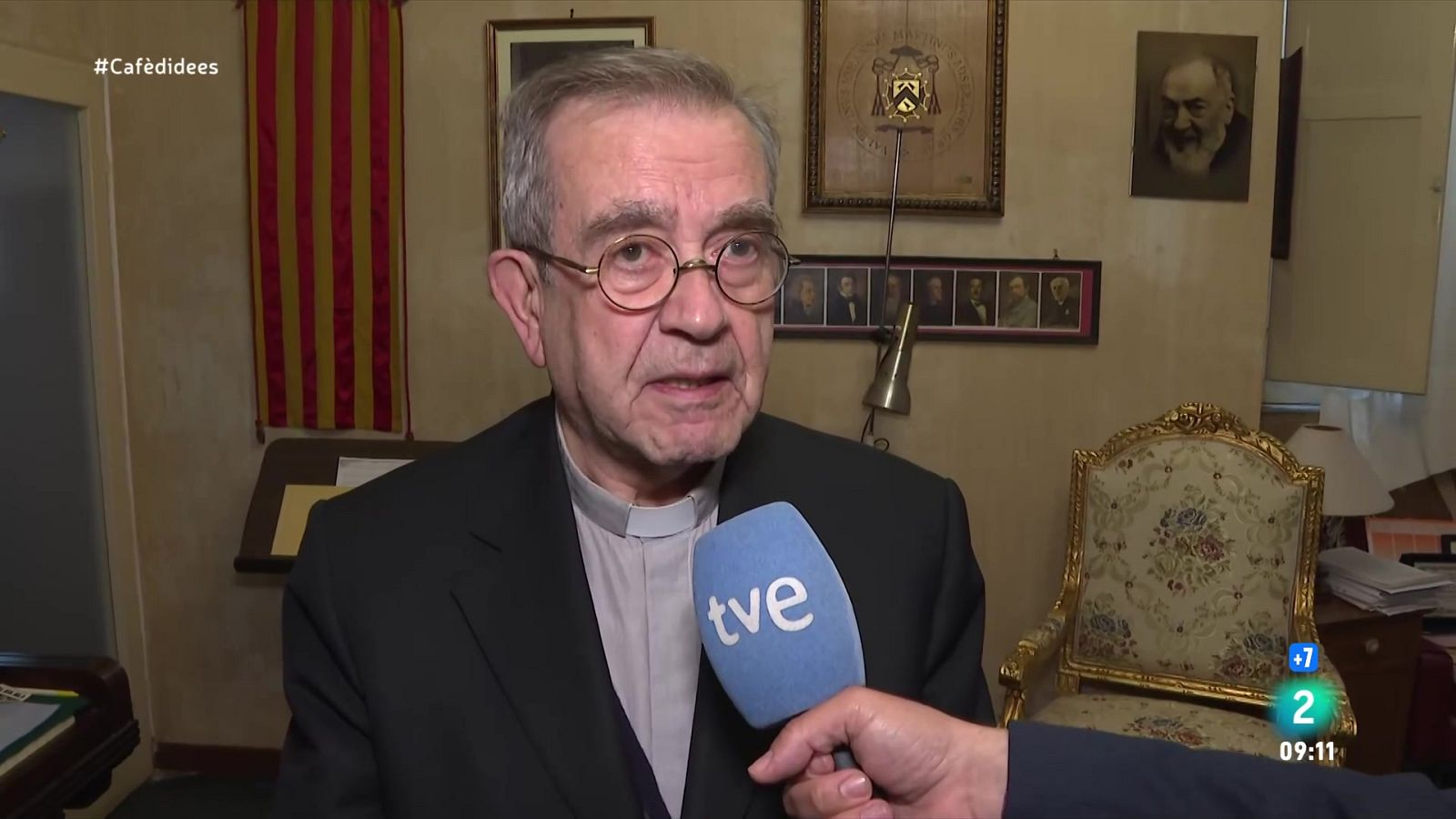El capellà català que viu a la basílica on s'enterrarà al papa - Cafè d'idees | Veure
