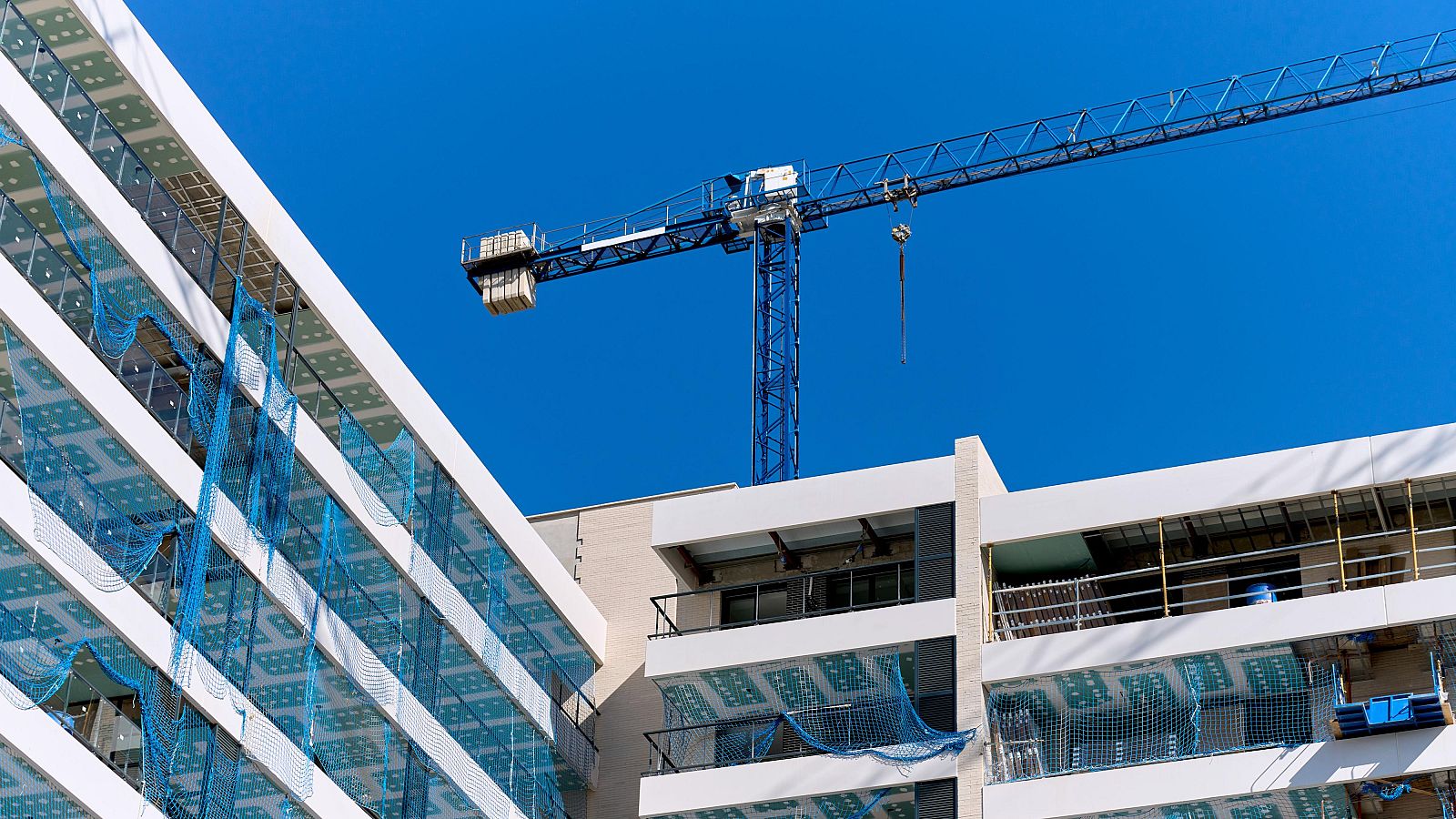 Vicesecretario del PP: "Lo que hay que hacer es ya hacer vivienda" - La economía | Ver