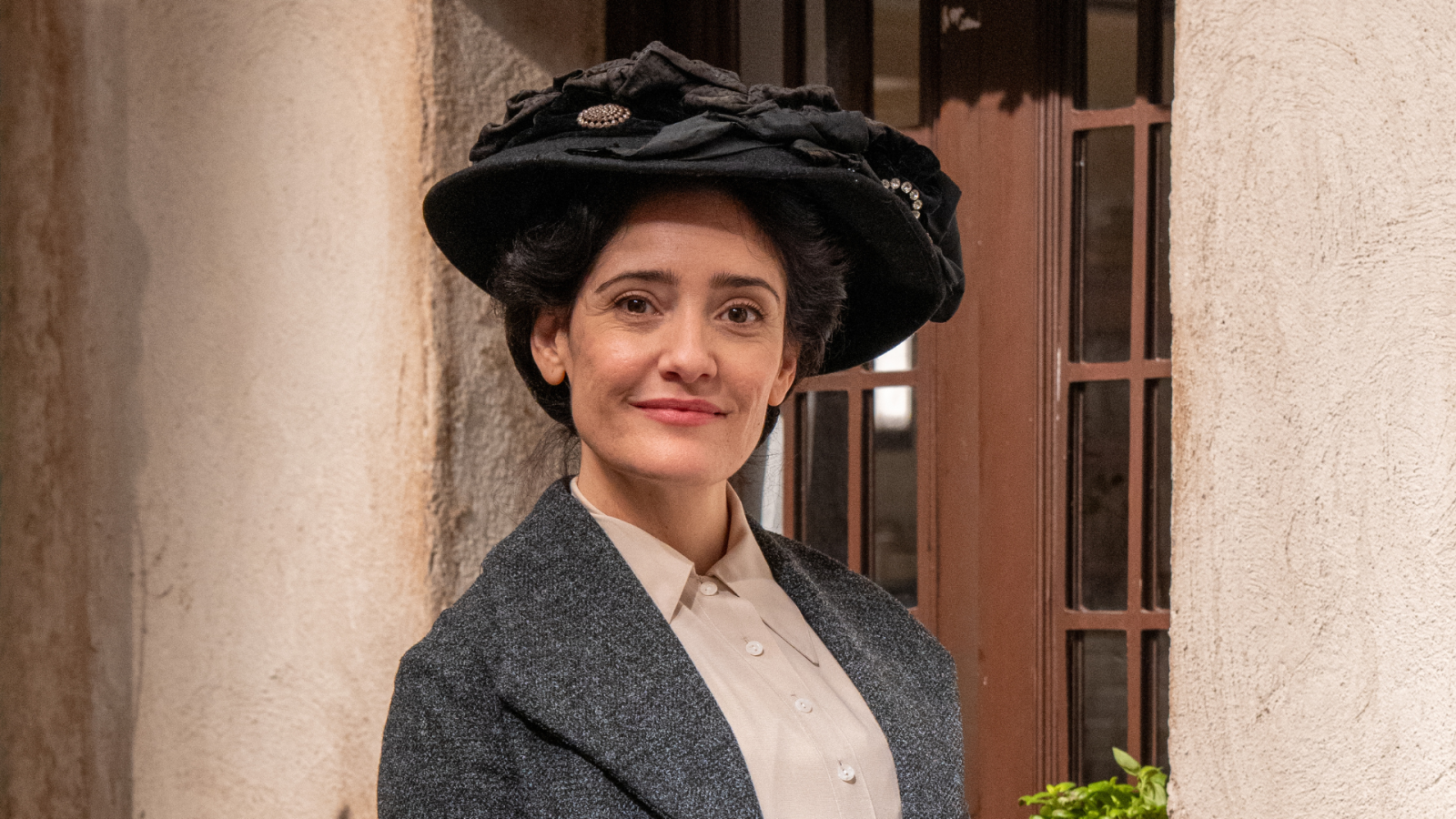 La Promesa: Entrevista a Melania Cruz, Ana en la ficción - La promesa | Ver